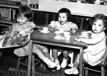 A Fun Way to Begin the Thanksgiving Dinner